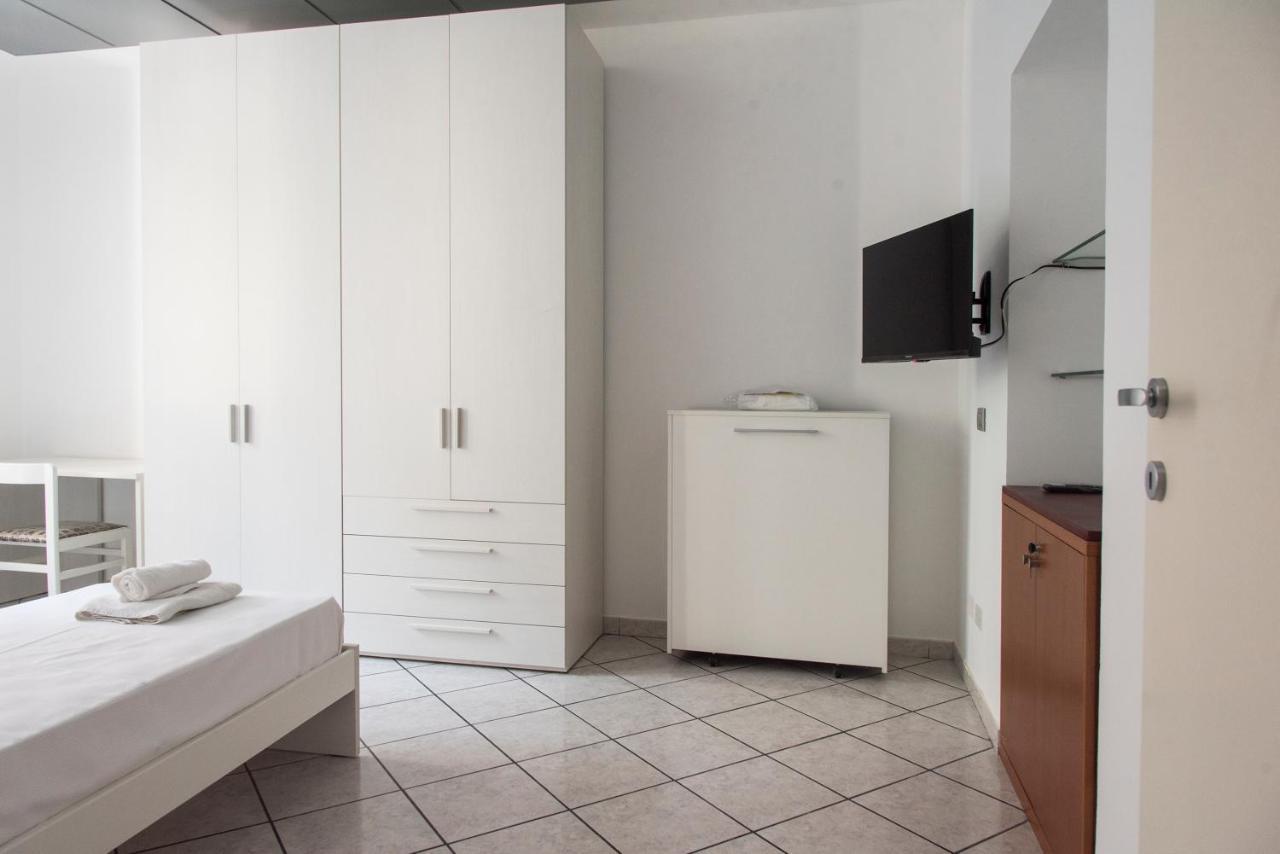 Youhosty - Paoli 3 Milano Ngoại thất bức ảnh